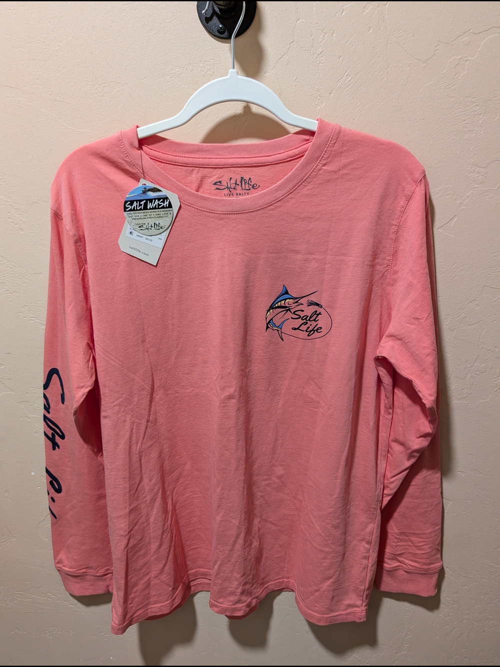 NWT Woman's Salt Life Coral Long Sleeve Graphic Tee W/Marlin Salt Wash Style Lg.